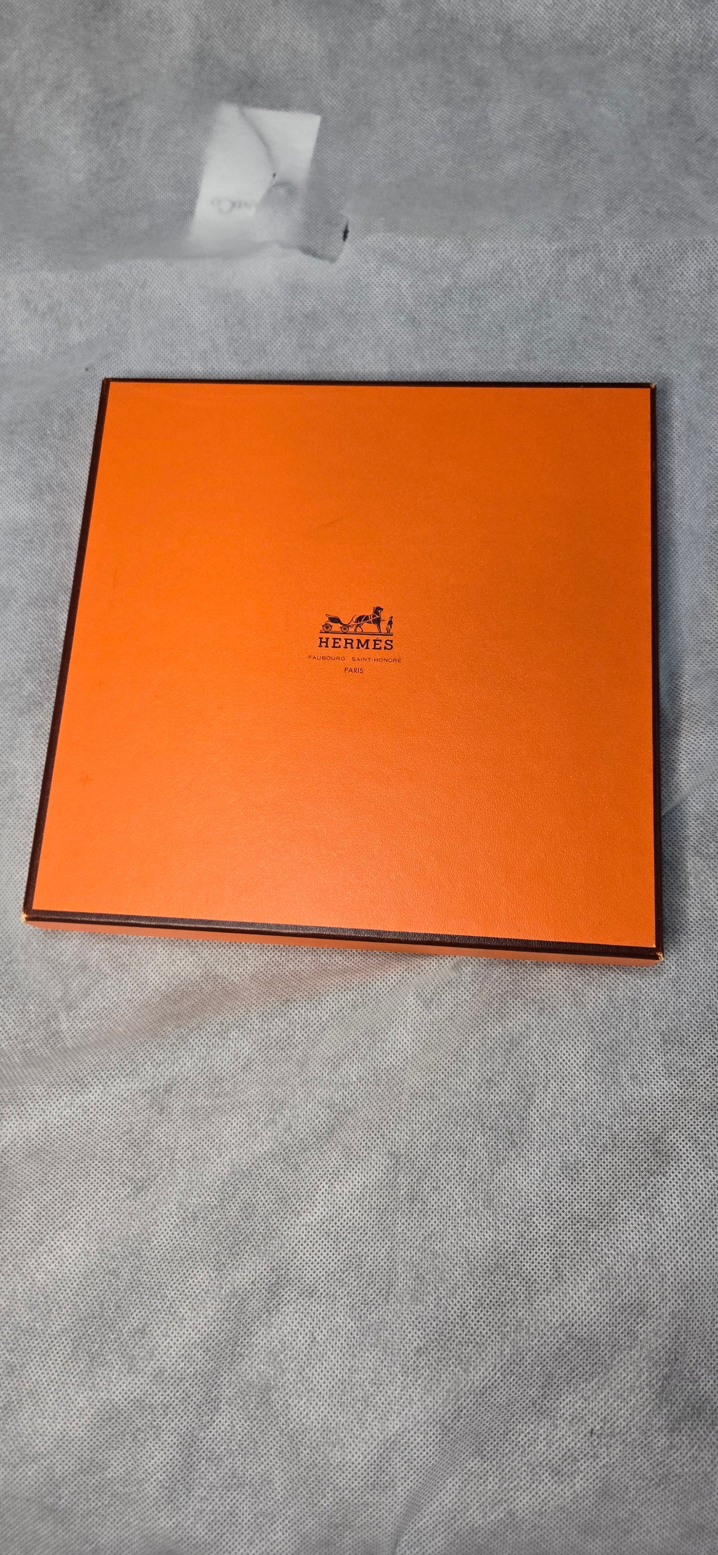 Carré Hermès "Les fêtes du Roi soleil "