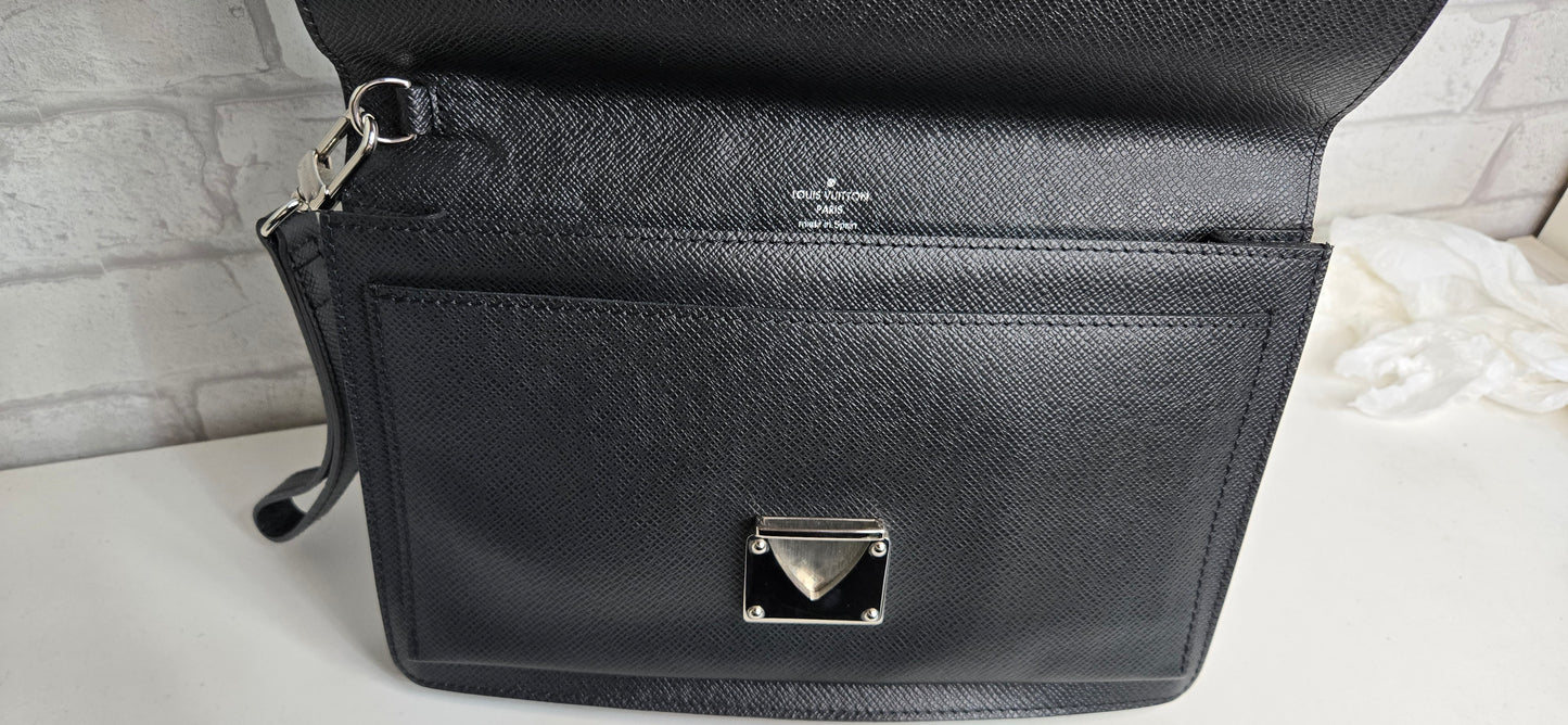 Louis Vuitton Pochette Sellier