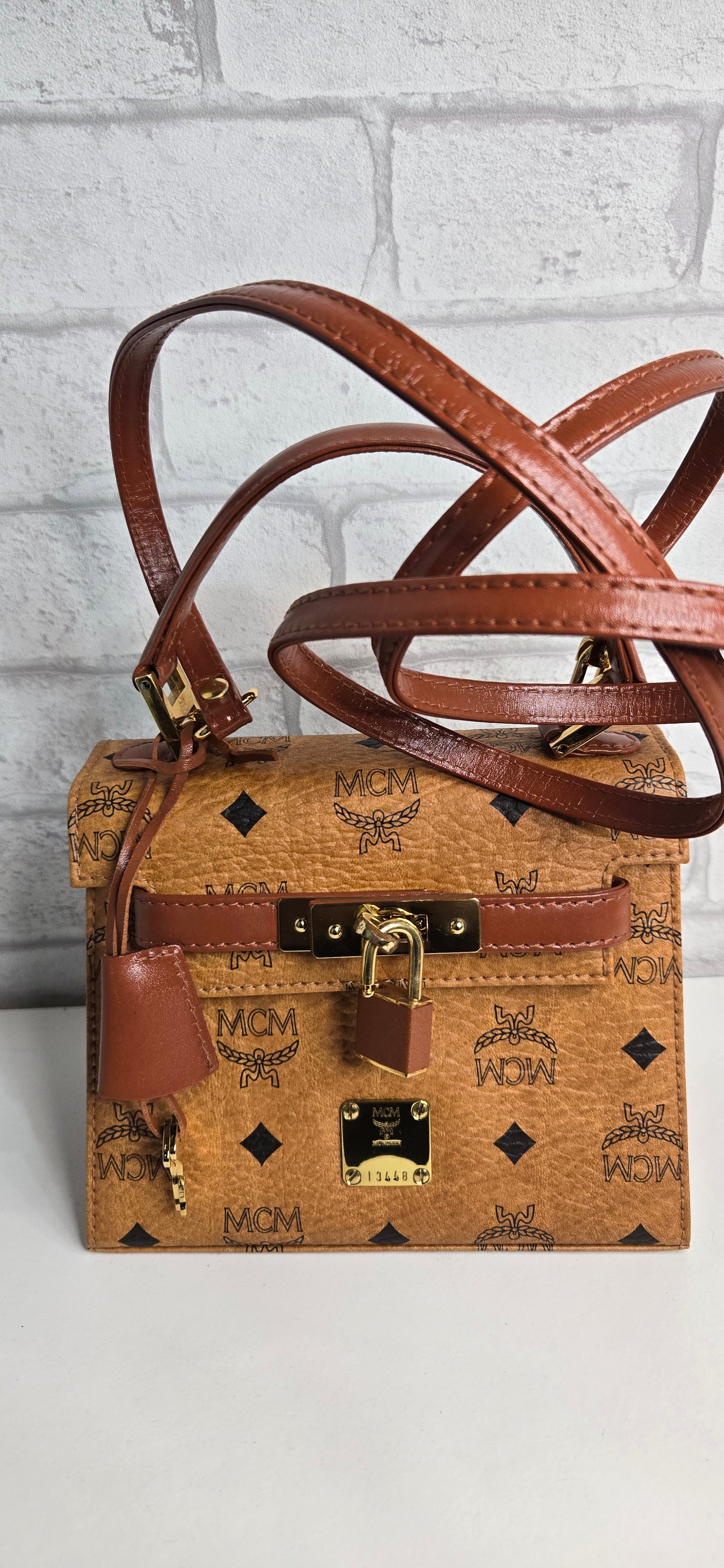 MCM Mini Kelly