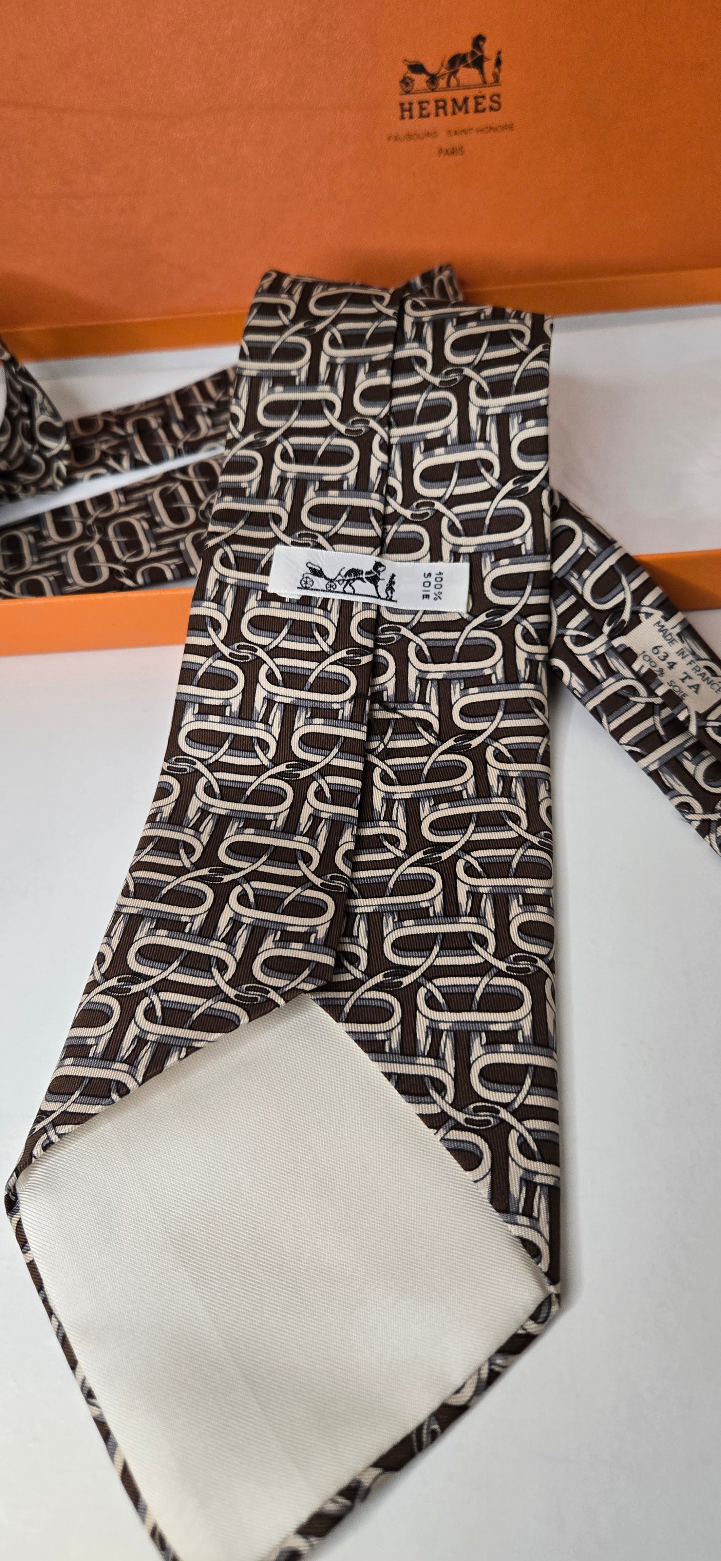 Cravate/Tie Hermès