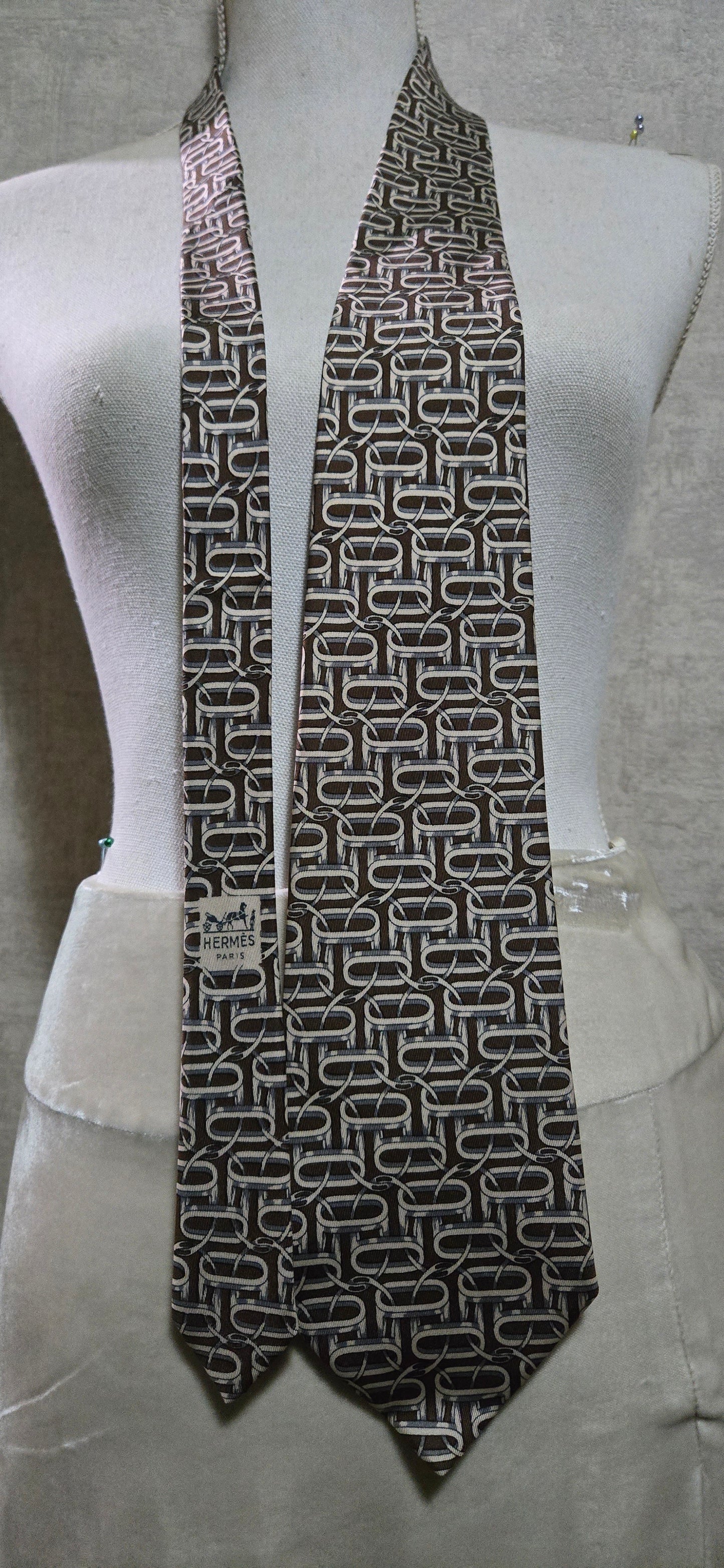 Cravate/Tie Hermès