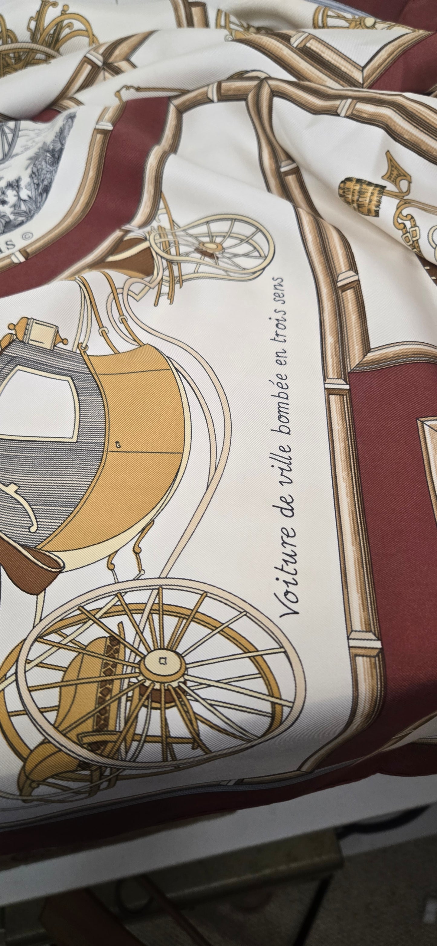 Carré/Scarf Hermès "Voitures de Dames" Silk/Soie 90cm