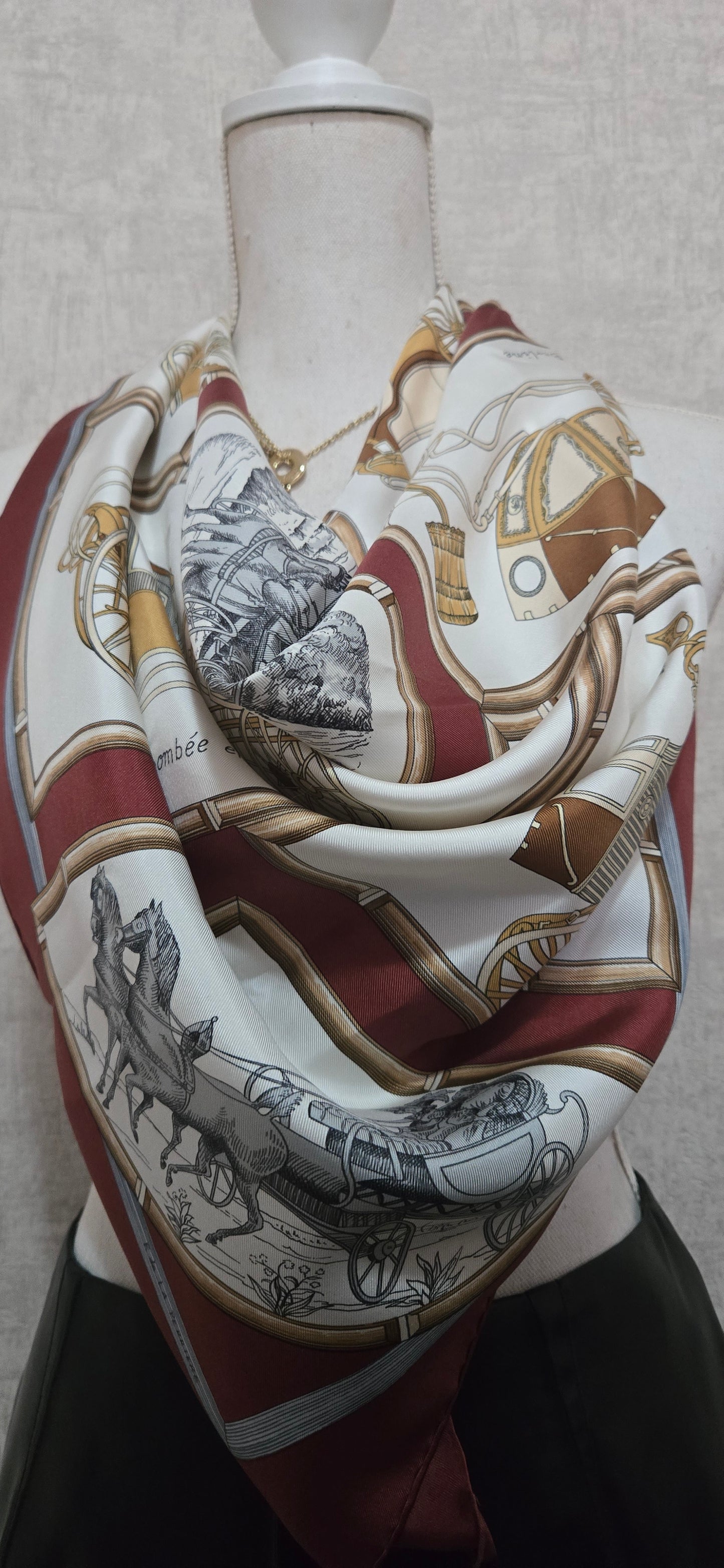 Carré/Scarf Hermès "Voitures de Dames" Silk/Soie 90cm