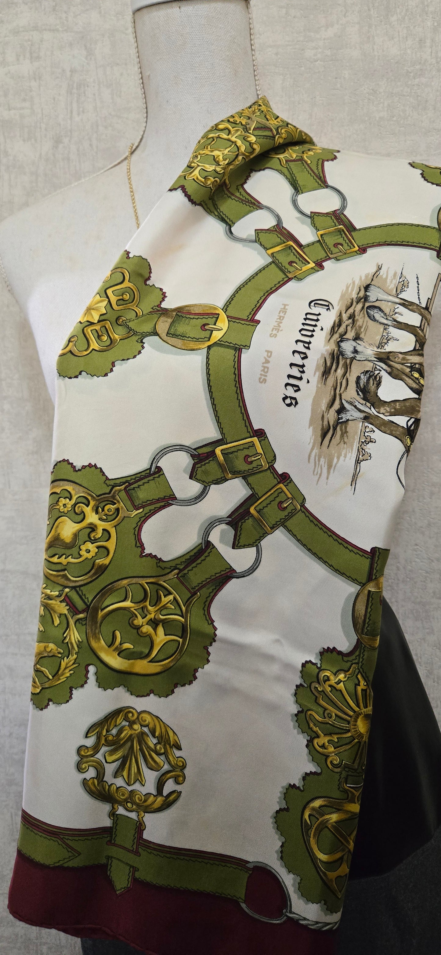 Carré Hermès "Cuivreries " Silk by F. De la Perriere