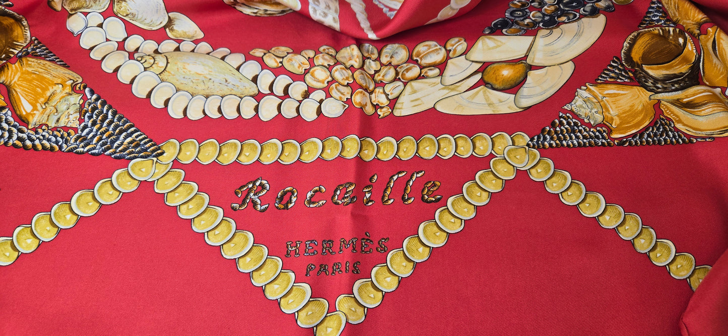 Carré Hermès en twill de soie "Rocaille "