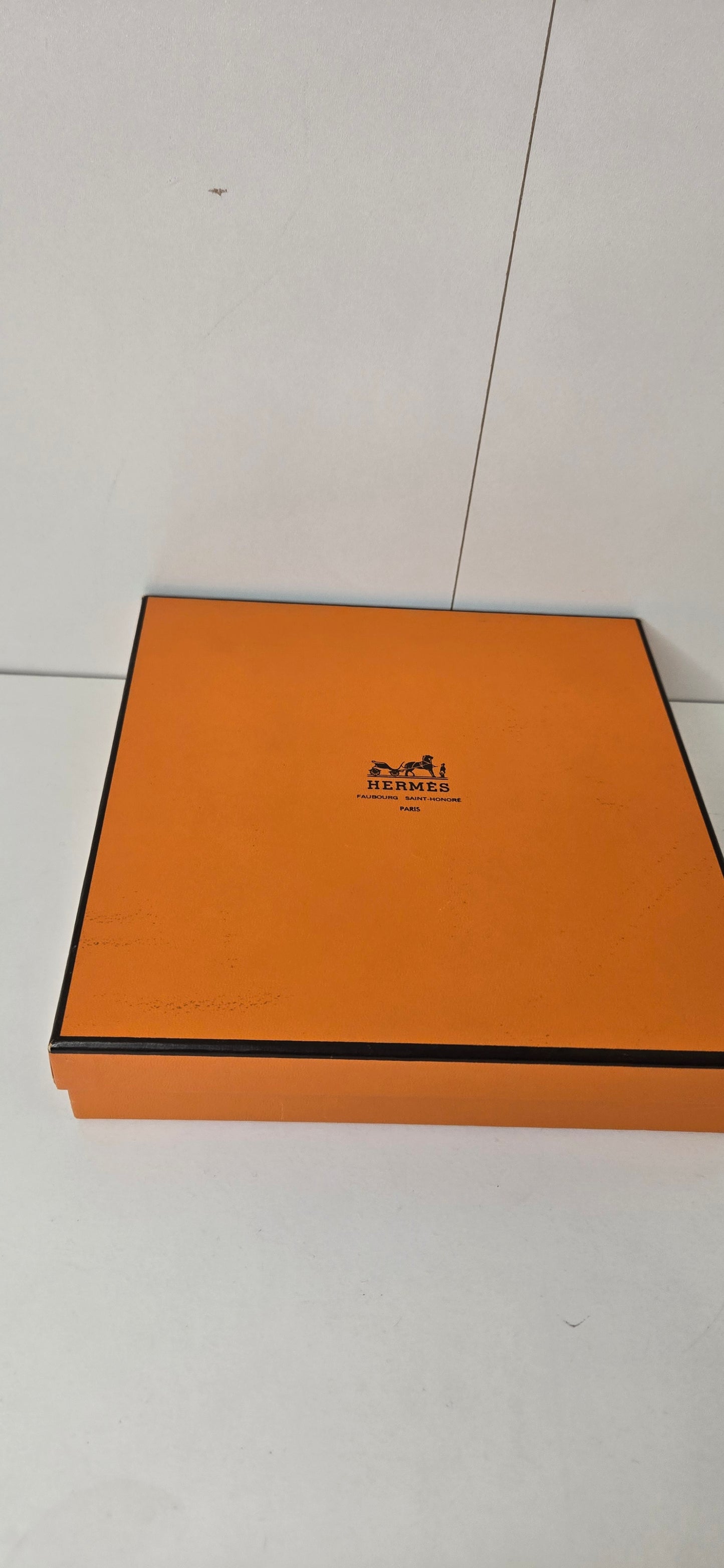 Carré Hermès en twill de soie "Rocaille "