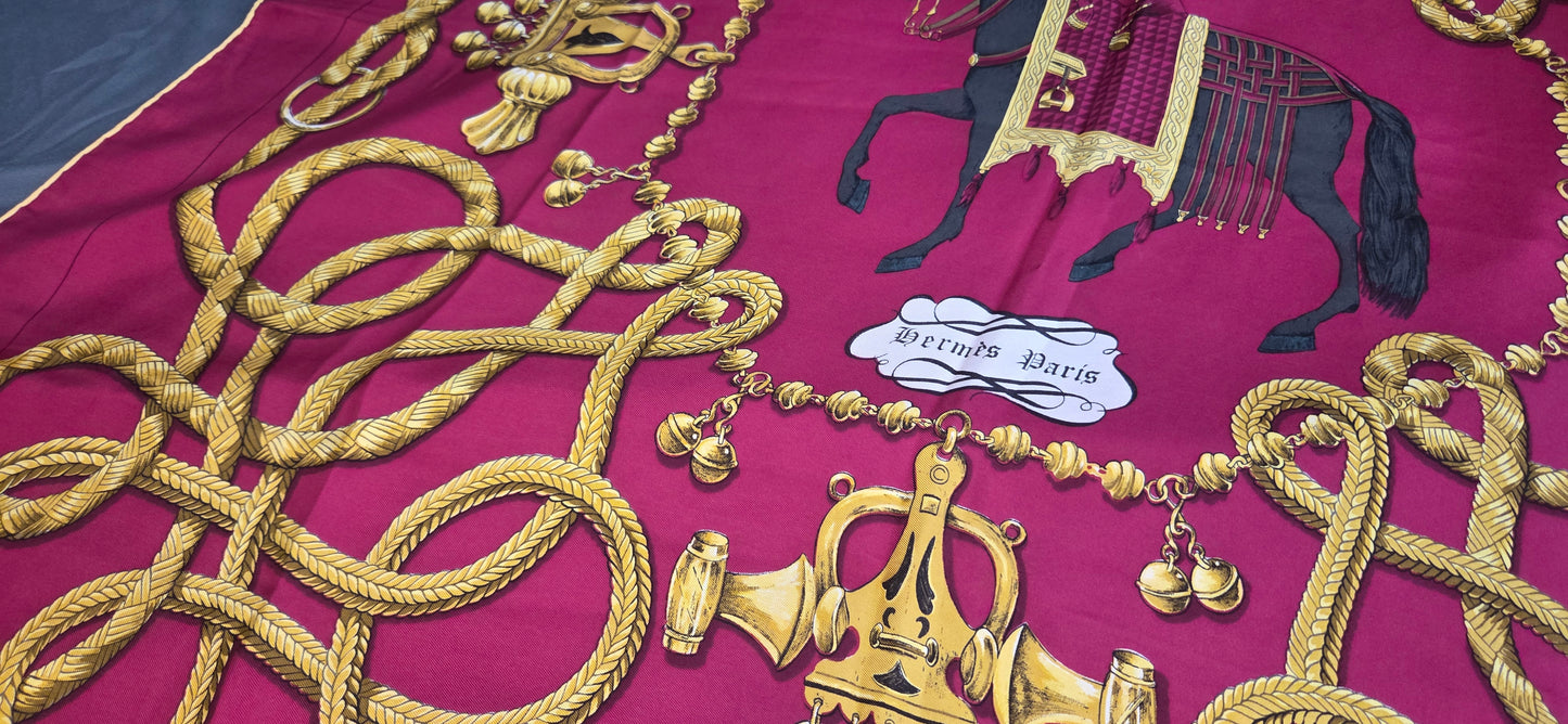 Carré Hermès en twill de soie "Palefroi "