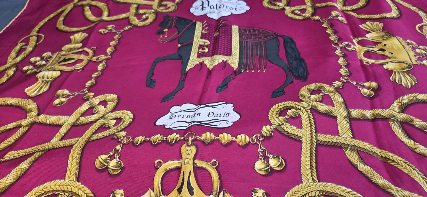 Carré Hermès en twill de soie "Palefroi "