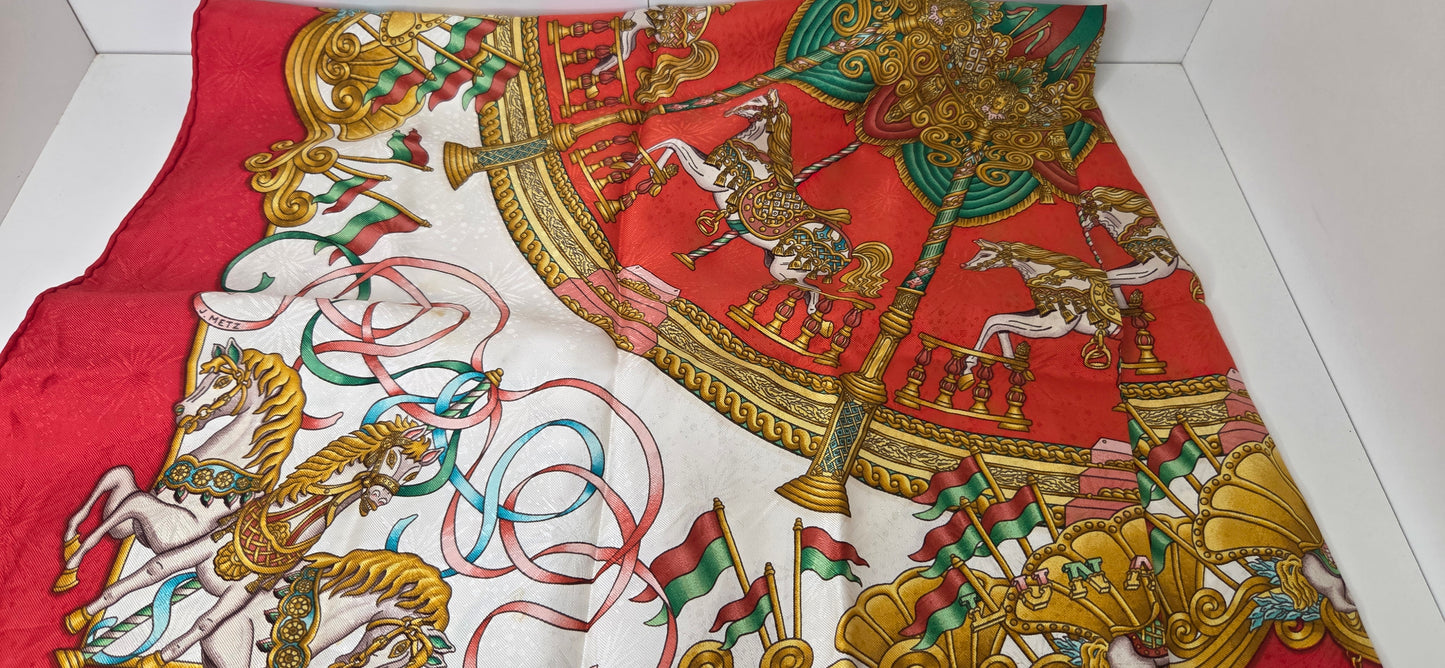 Carré Hermès en twill de soie "Luna Park "