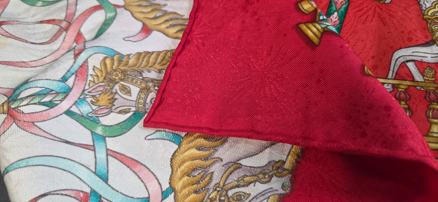 Carré Hermès en twill de soie "Luna Park "