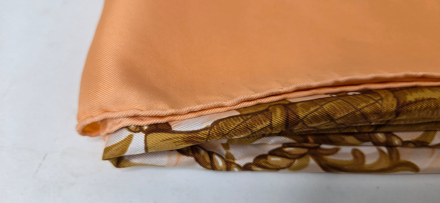 Carré Hermès en twill de soie "Fripon"