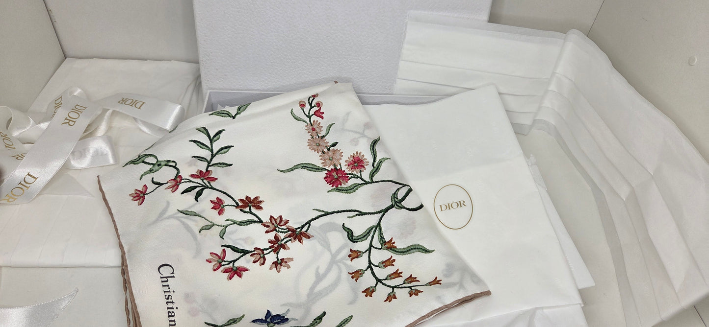 Carré Dior