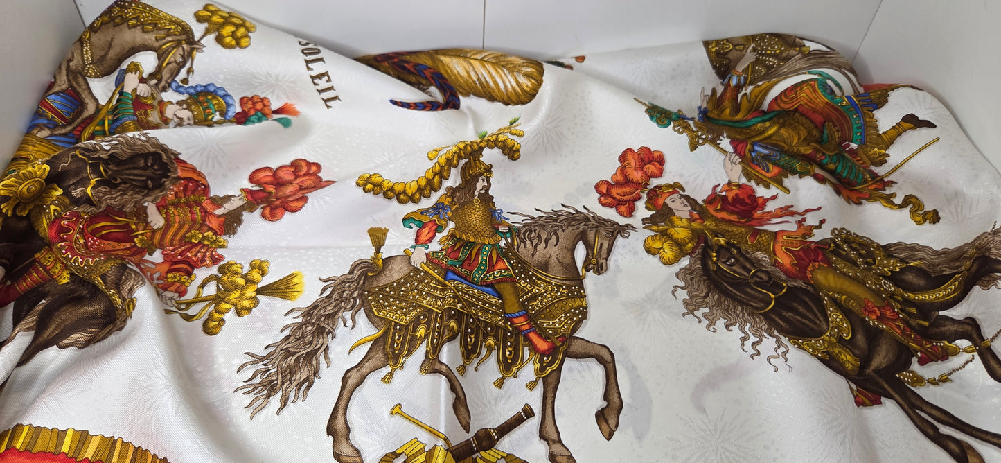 Carré Hermès en twill de "Les Fêtes du Roi Soleil "