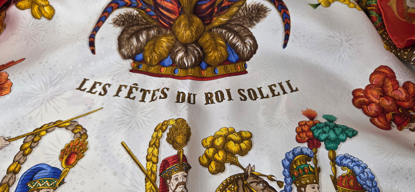 Carré Hermès en twill de "Les Fêtes du Roi Soleil "