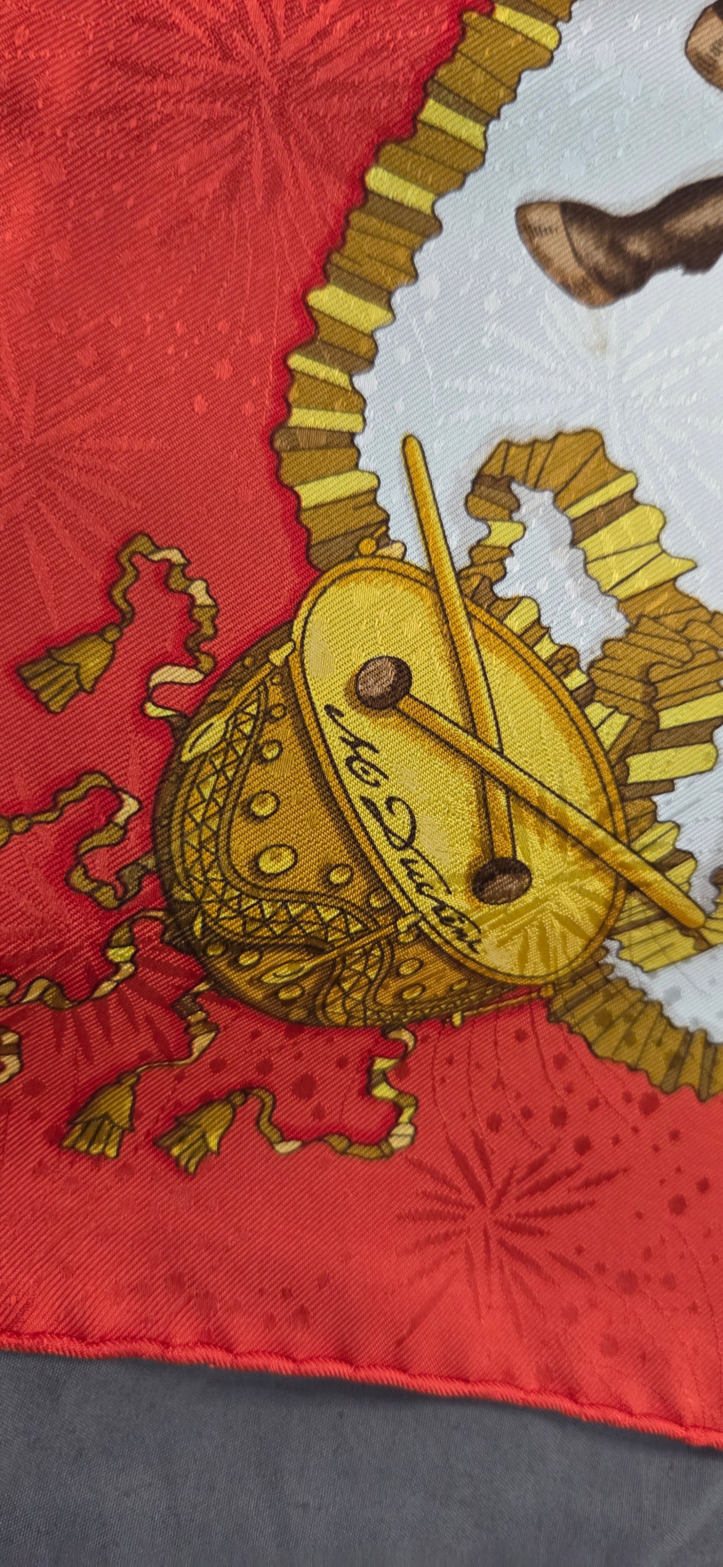 Carré Hermès en twill de "Les Fêtes du Roi Soleil "