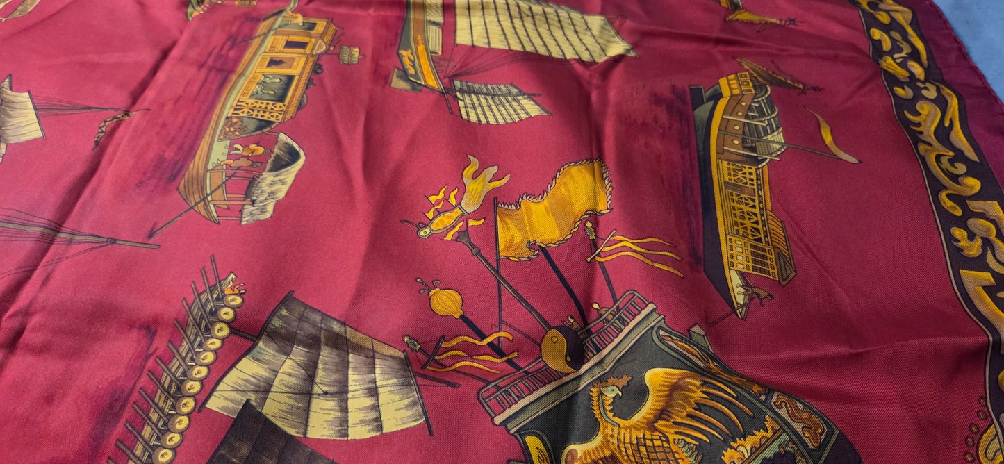 Carré Hermès en twill de soie "Jonques et Sampans "