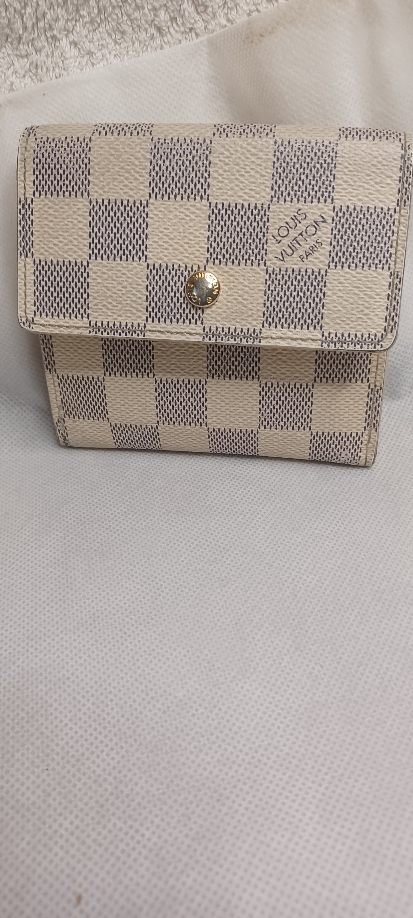 Louis Vuitton Wallet Damier Pre worn