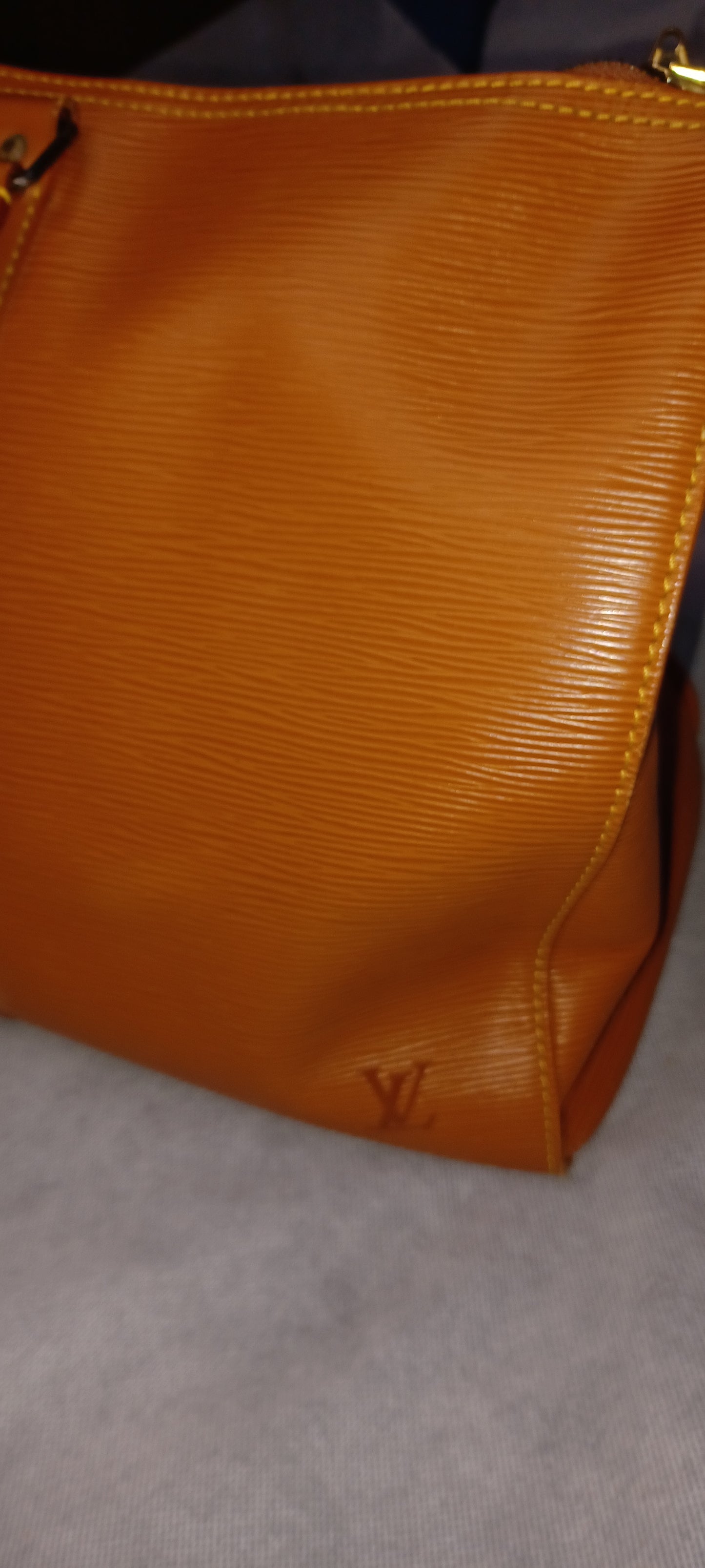 Louis Vuitton Keepall 45