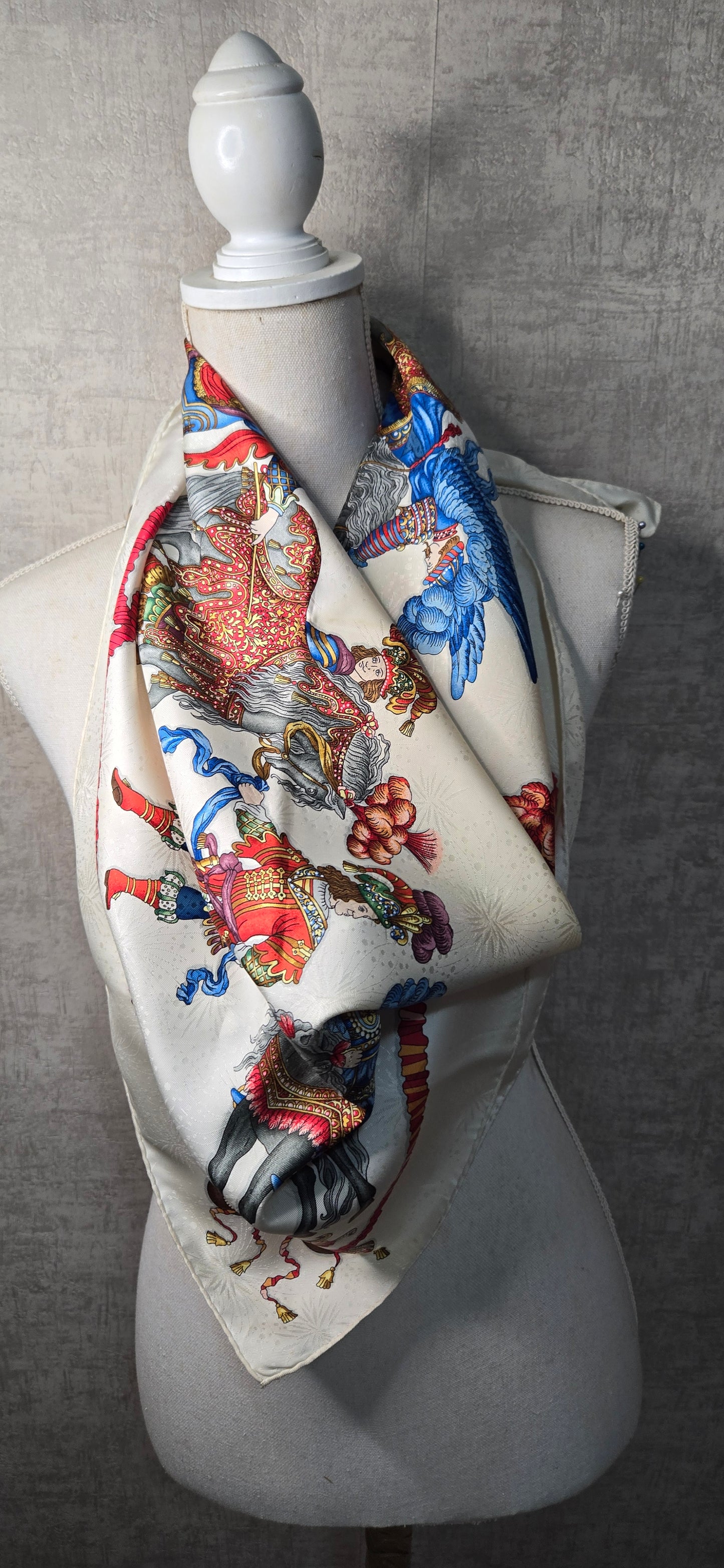 Carré  Hermès "Les fêtes du Roi soleil "