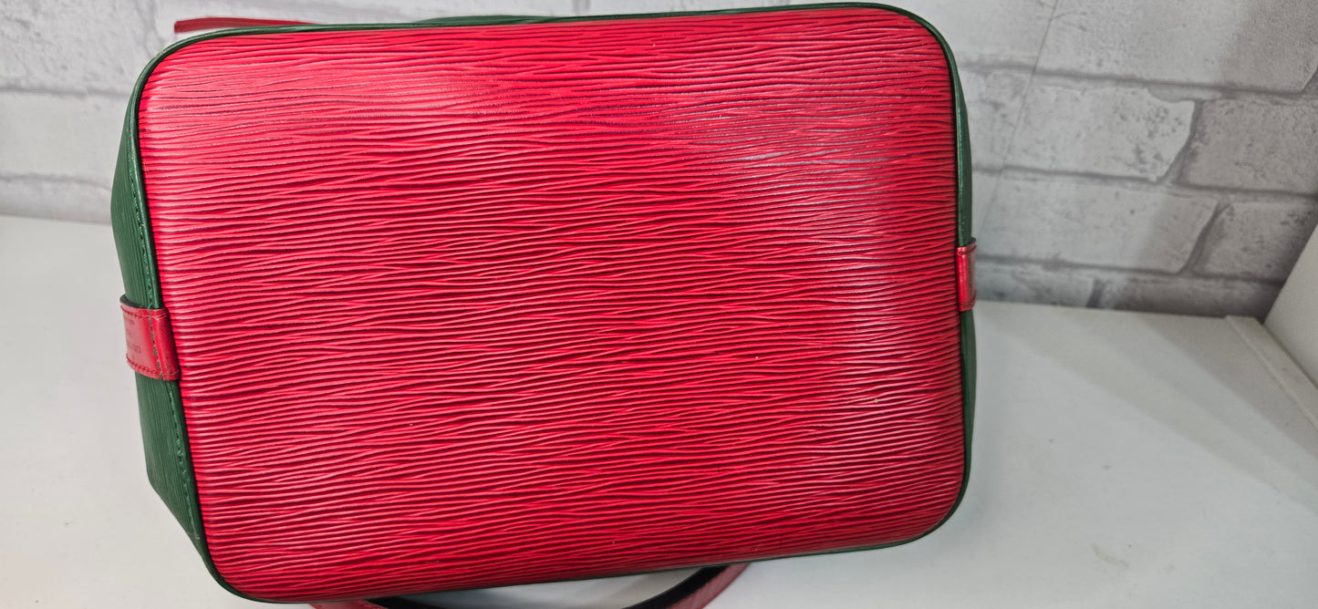 Louis Vuitton Noe Bicolore