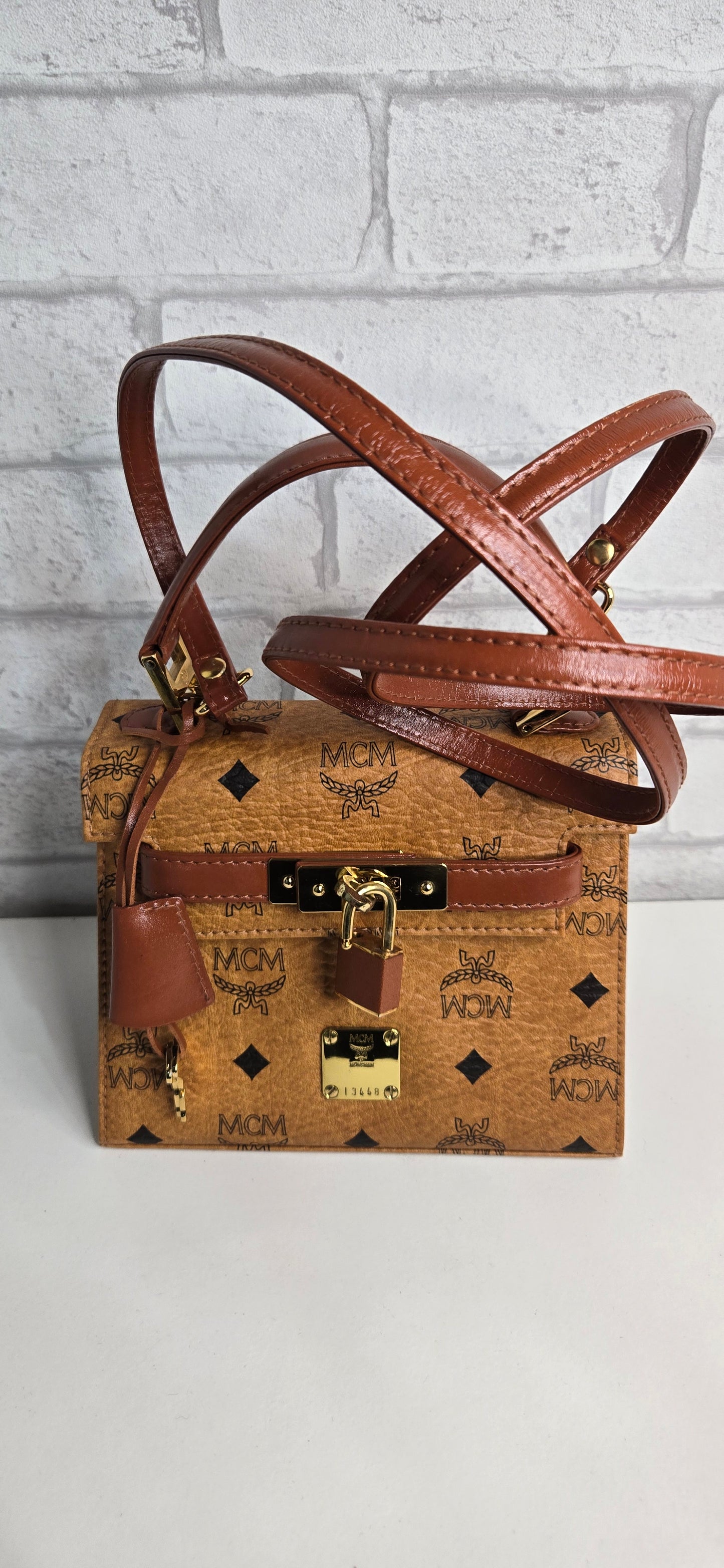 MCM Mini Kelly