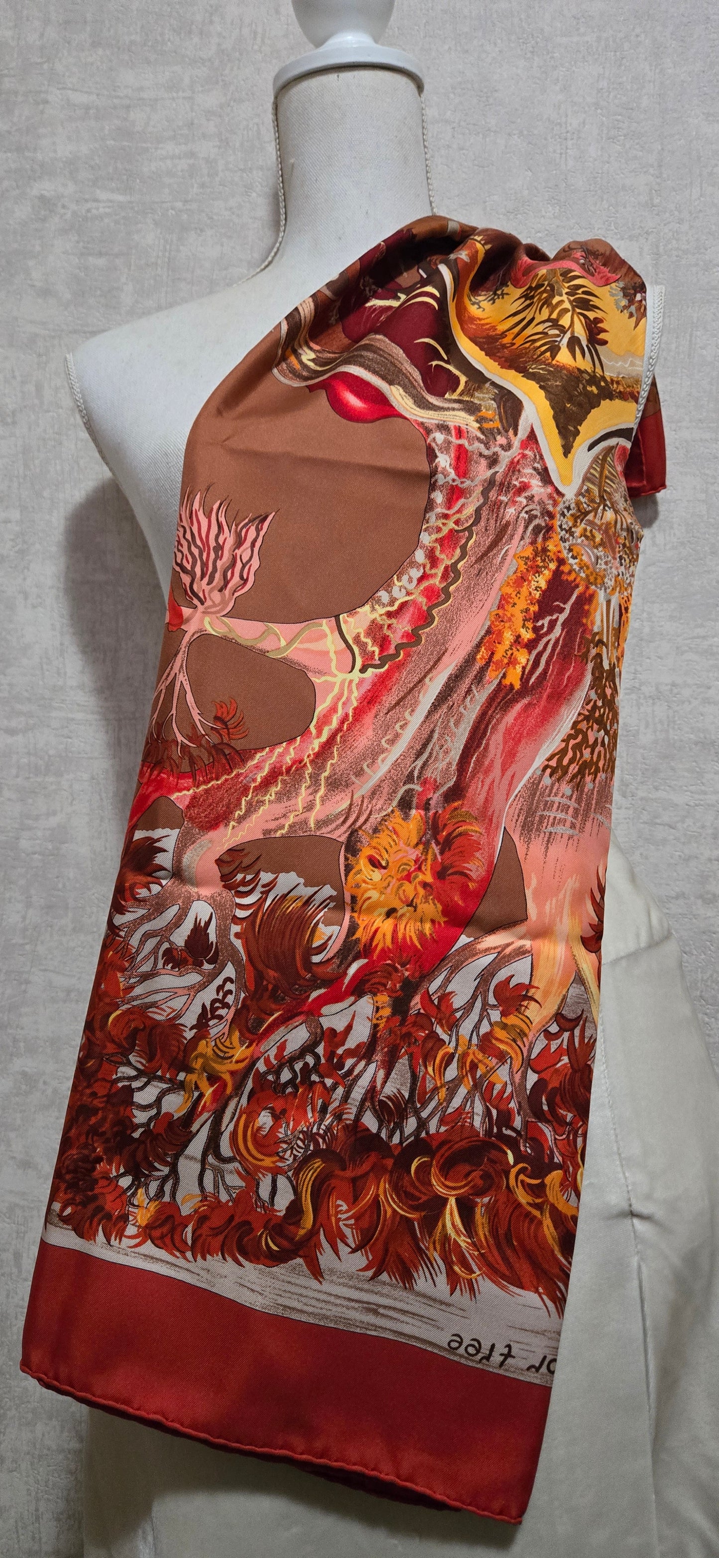 Carré Hermès "Kuggor Tree"