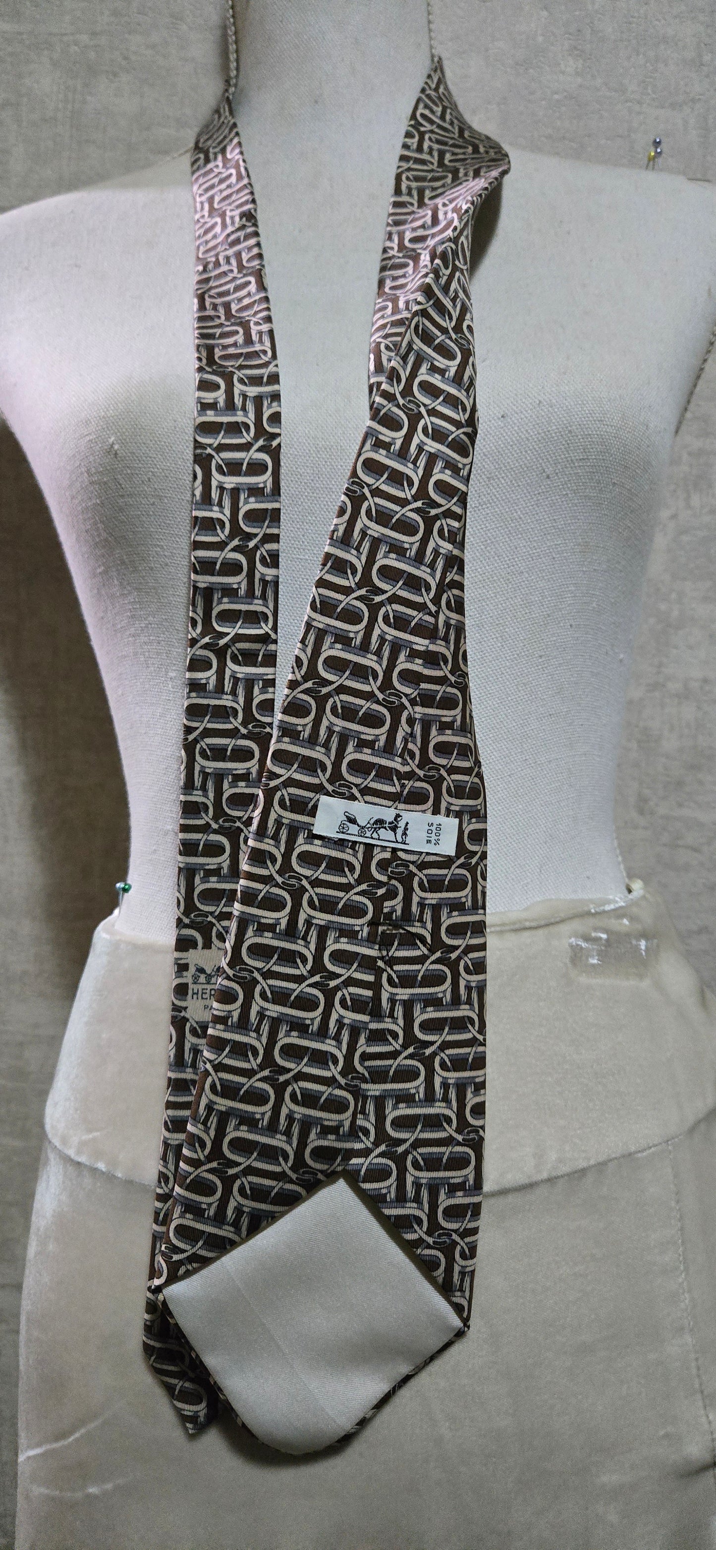Cravate/Tie Hermès
