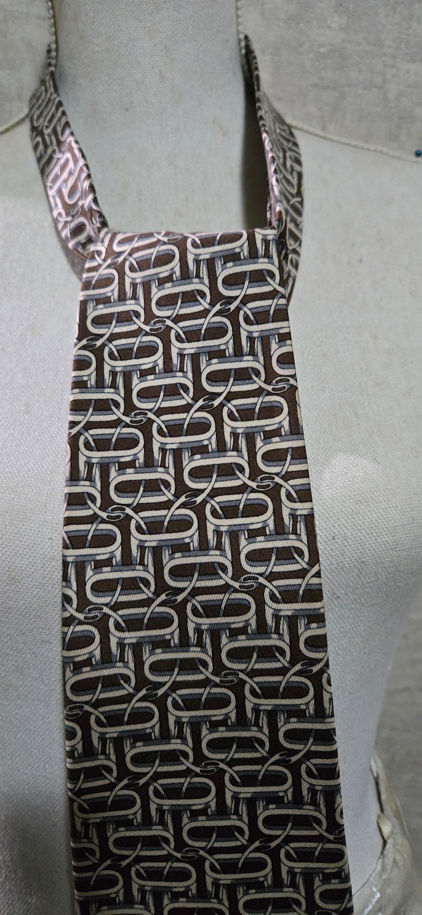 Cravate/Tie Hermès
