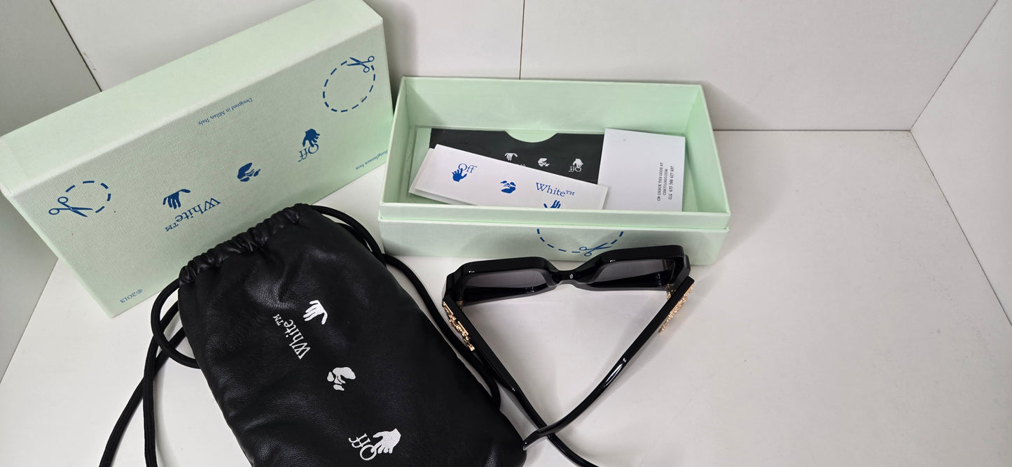 Off White Sunglasses "Catalina "