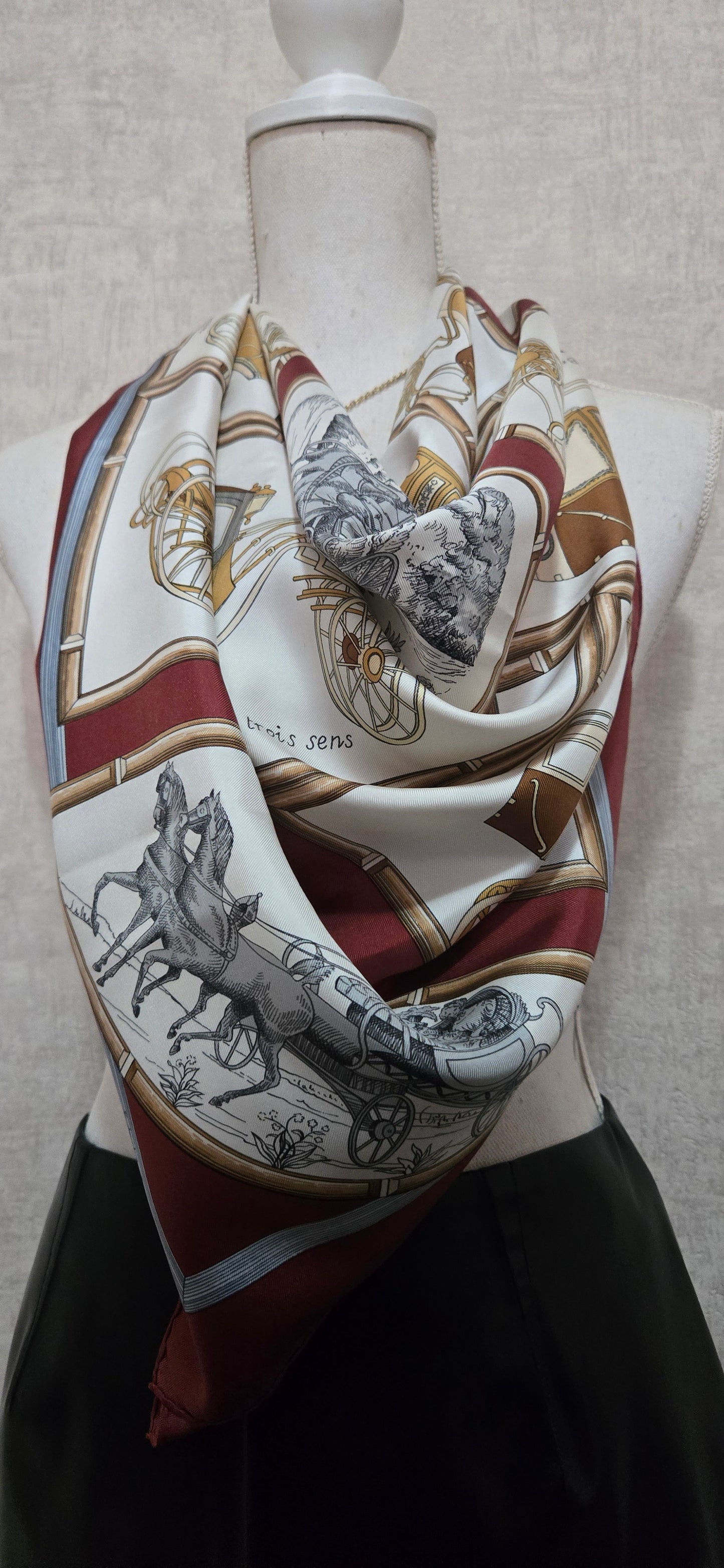 Carré/Scarf Hermès "Voitures de Dames" Silk/Soie 90cm