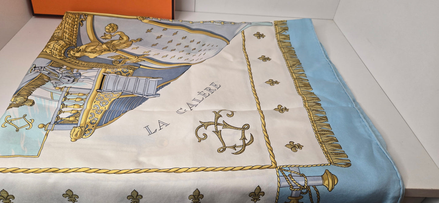 Carré Hermès Silk/Soie "Vue du carrosse de la galère de la Réale " 90cm