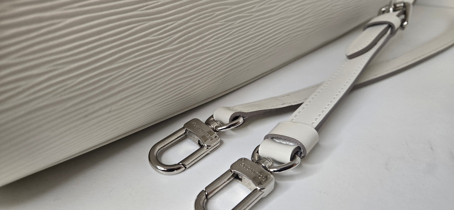 Louis Vuitton Brea
