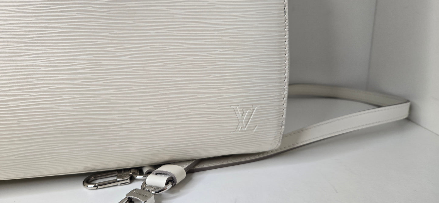 Louis Vuitton Brea