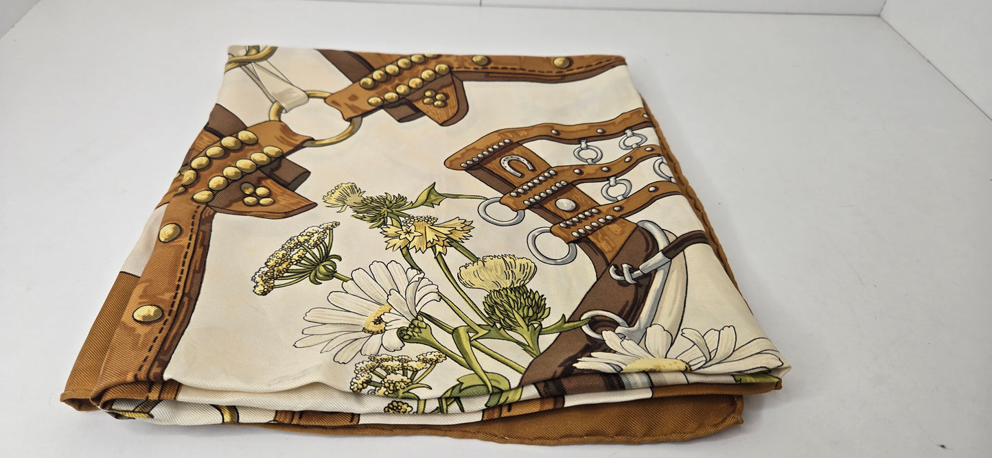 Carré Hermès "Aux Champs" 90cm