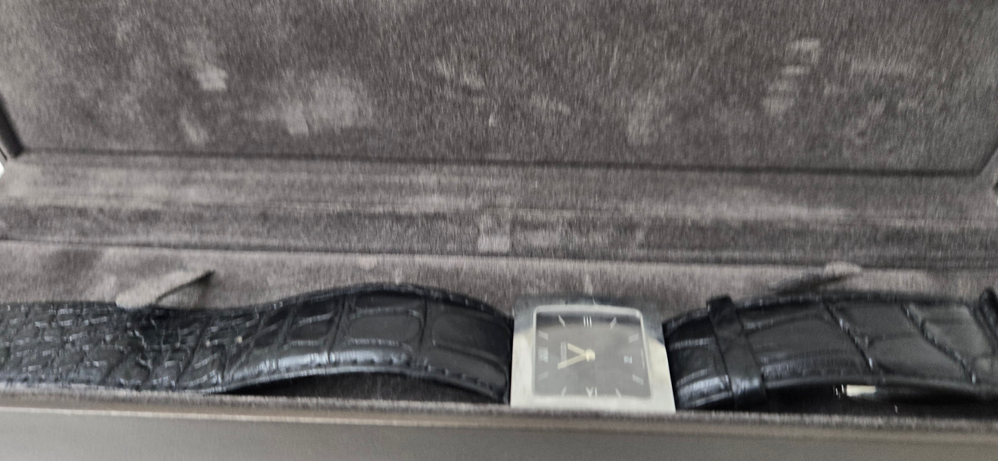 Gucci Watch 7900M