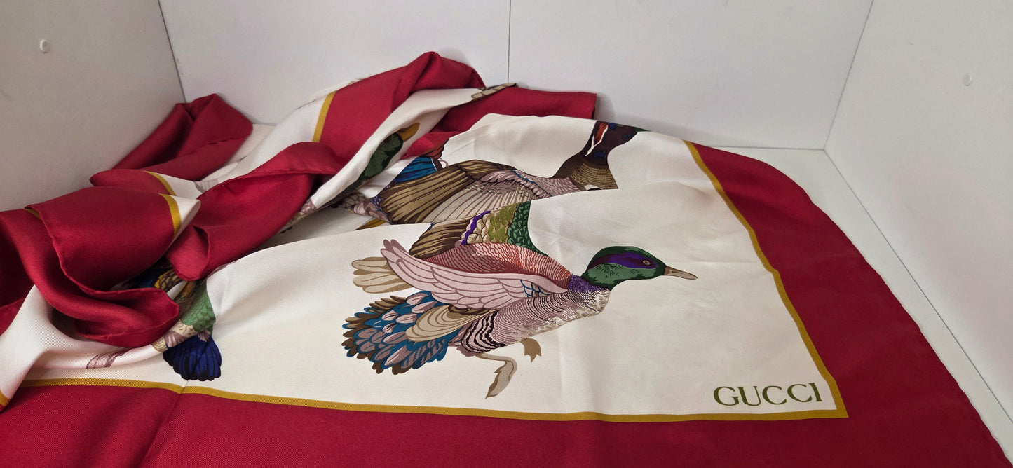 Gucci Carré "Canards"