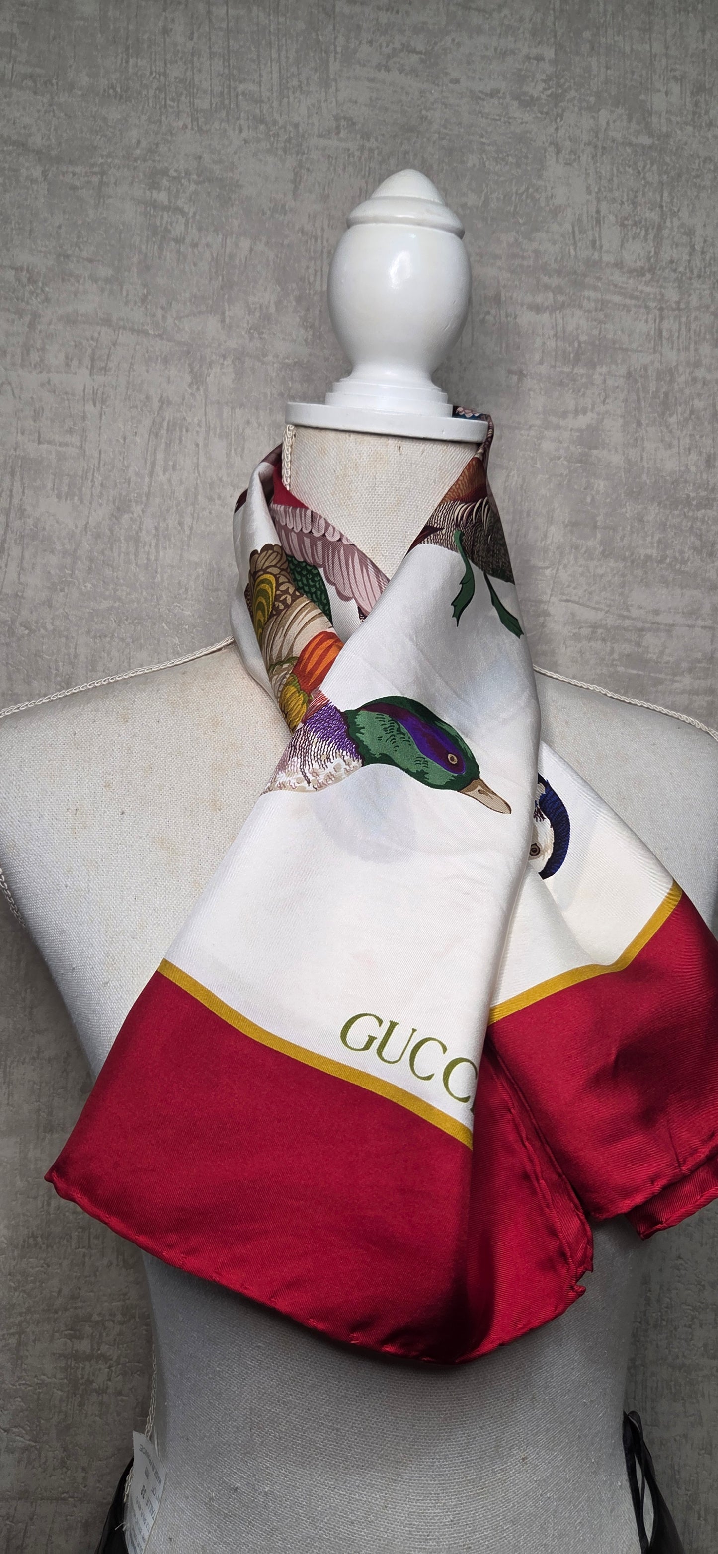 Gucci Carré "Canards"
