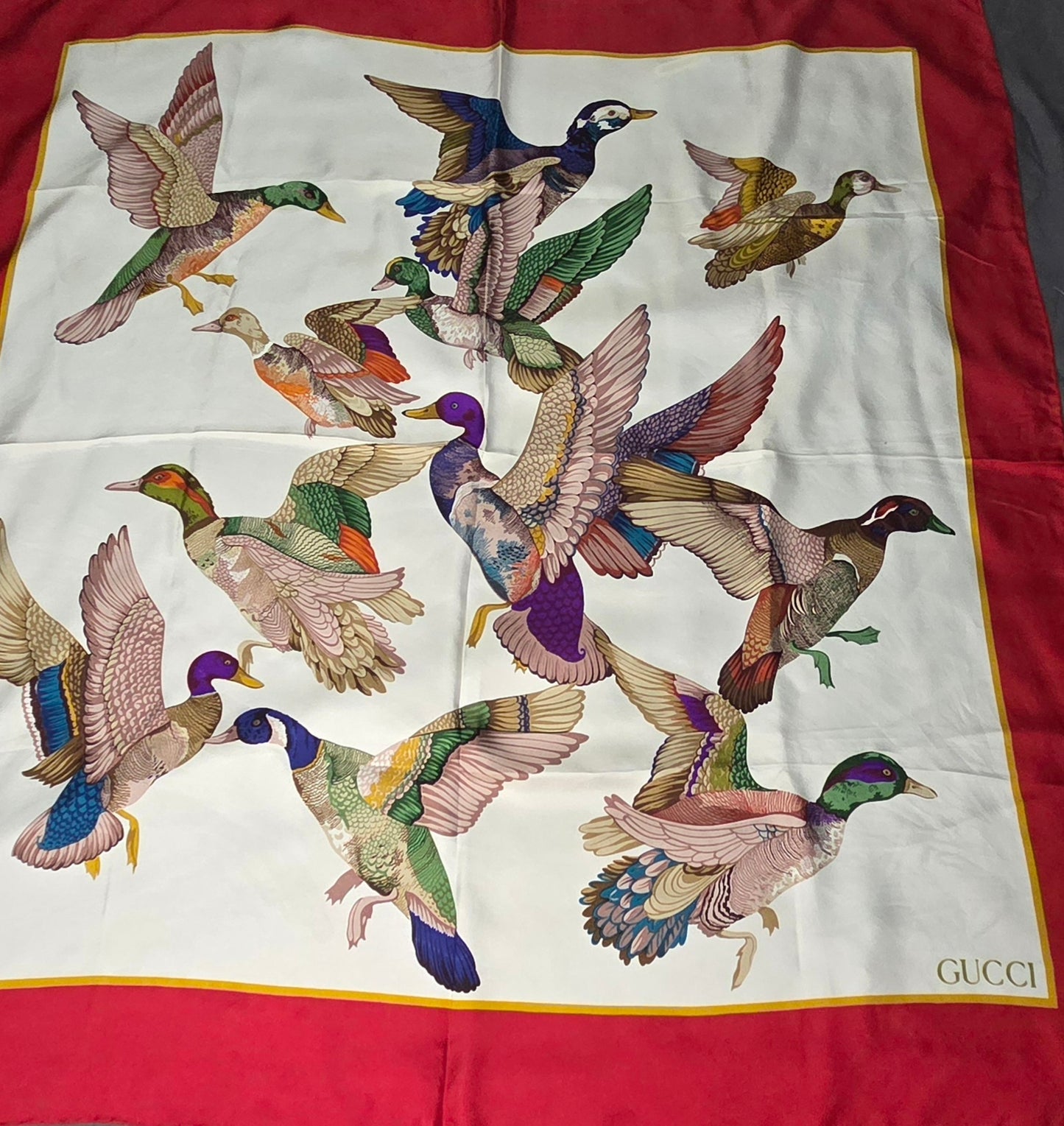 Gucci Carré "Canards"