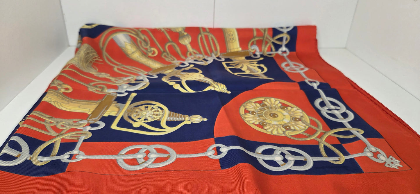 Carré Hermès en twill de soie "Cliquetis "