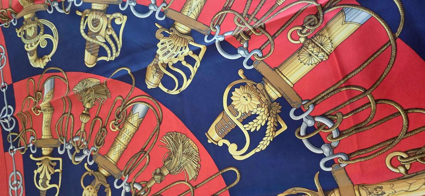 Carré Hermès en twill de soie "Cliquetis "