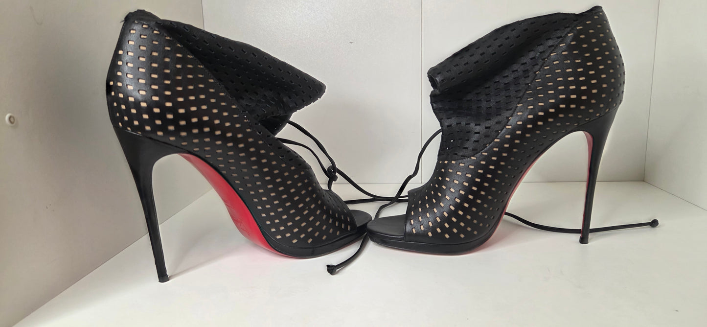 Louboutins Jennifer Black 120 Perforated Booties