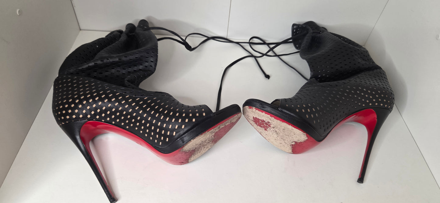 Louboutins Jennifer Black 120 Perforated Booties