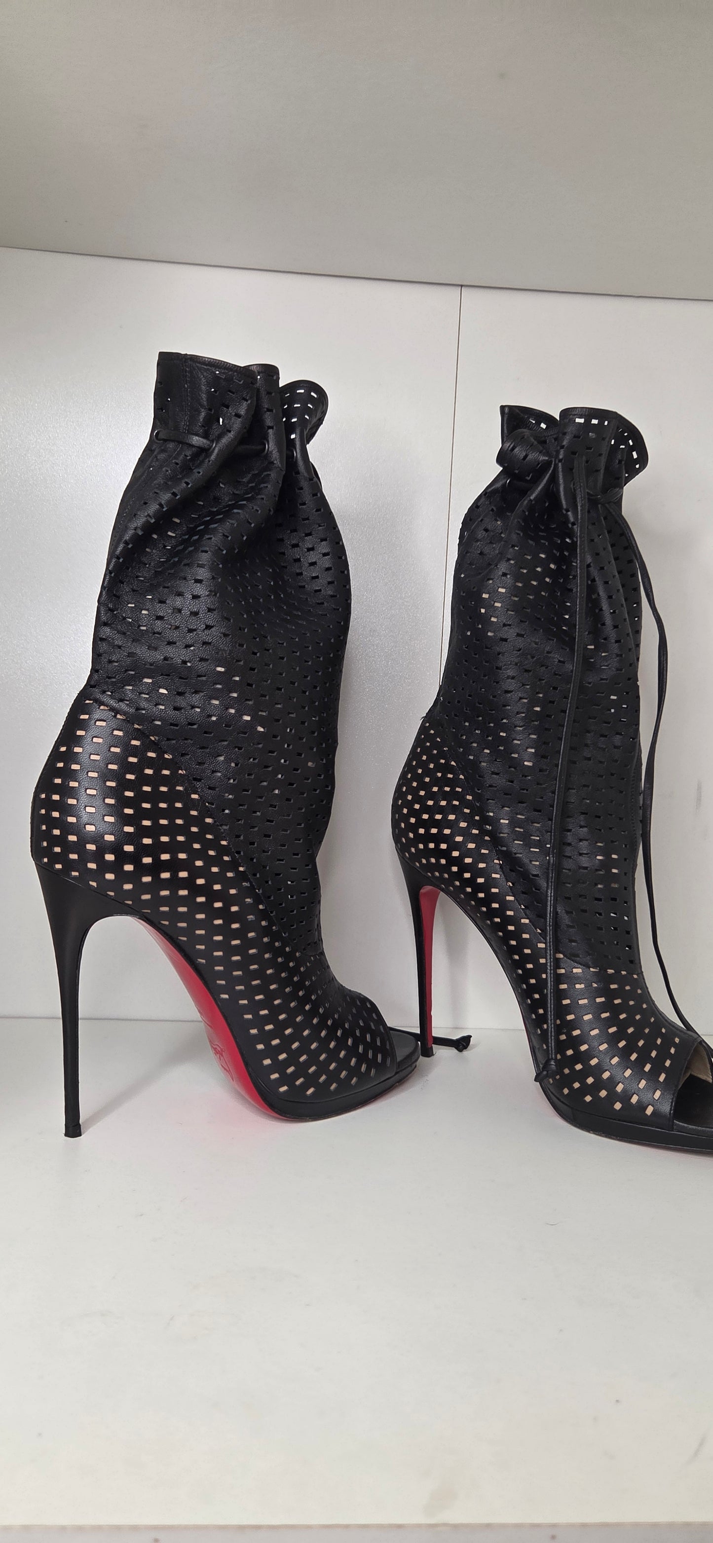 Louboutins Jennifer Black 120 Perforated Booties