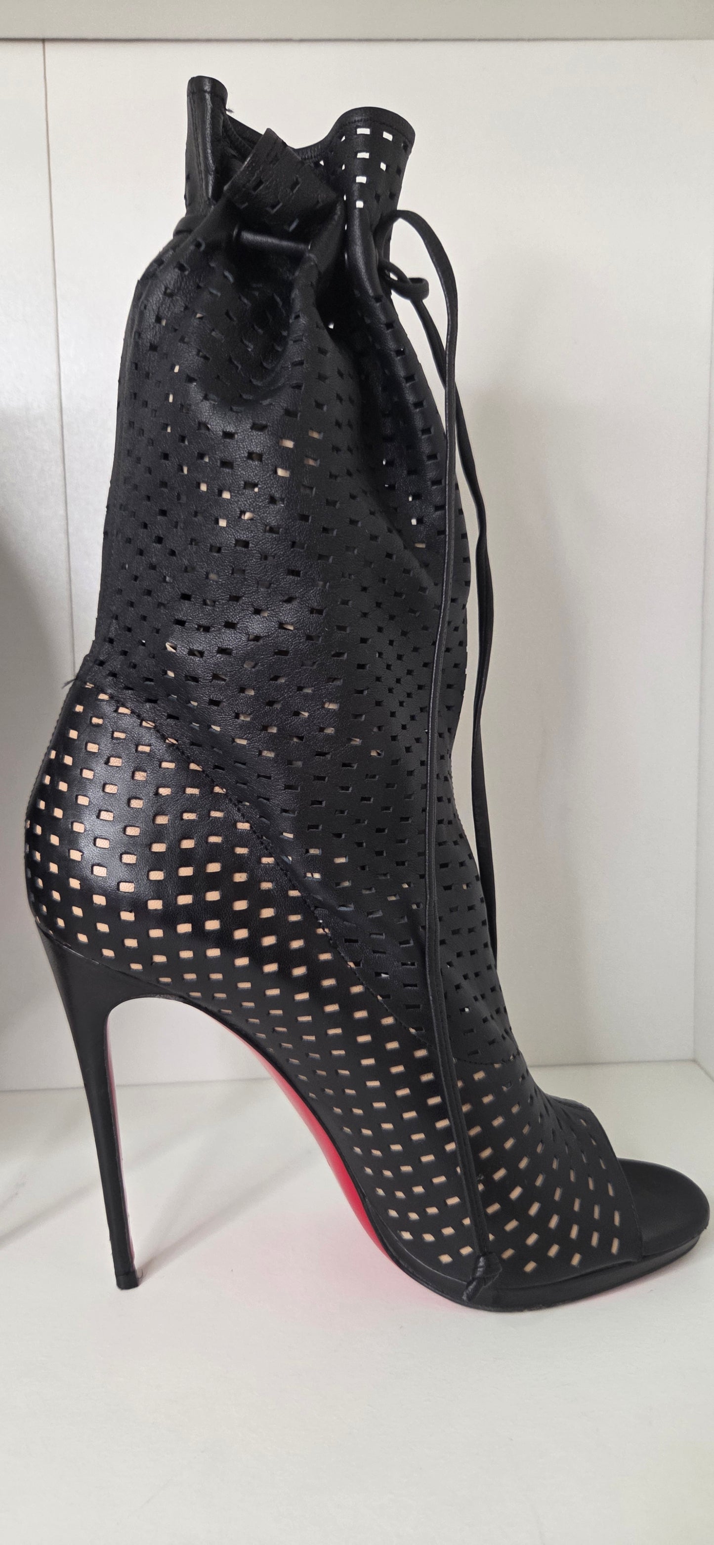 Louboutins Jennifer Black 120 Perforated Booties
