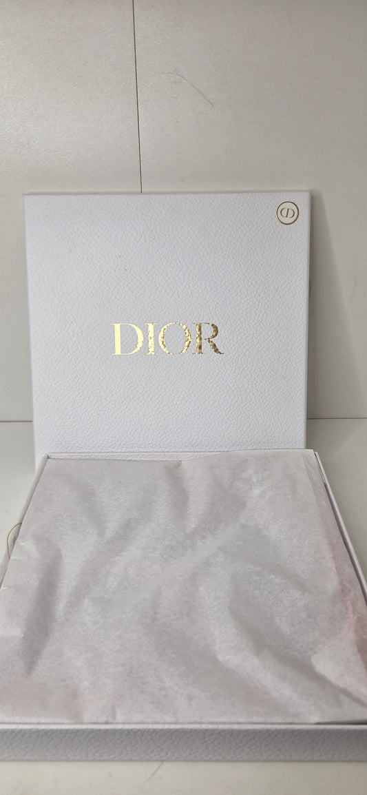 Christian Dior Carré en silk de soie