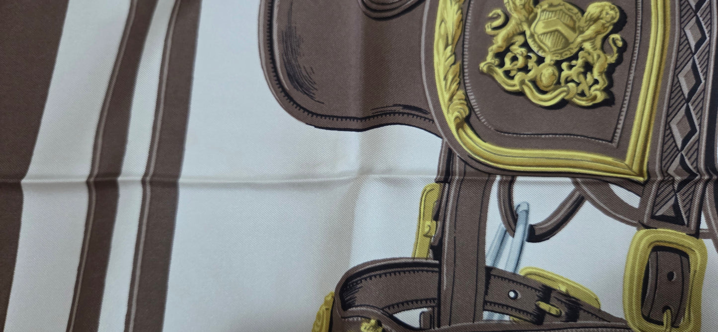 Carré Hermès en twill de soie "Brides de Gala"