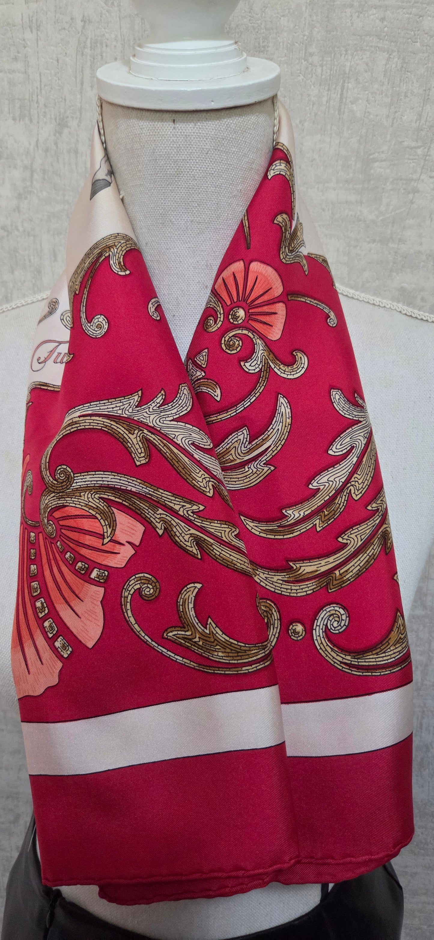 Carré Hermès en twill de soie "Le Cheval de Turc"