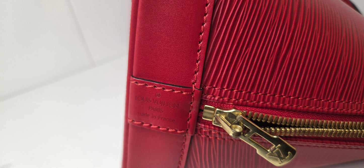 Louis Vuitton Alma PM en excellent état