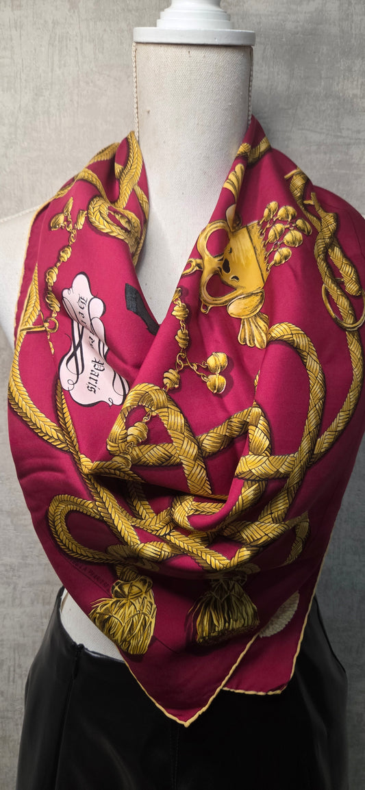 Carré Hermès en twill de soie "Palefroi "