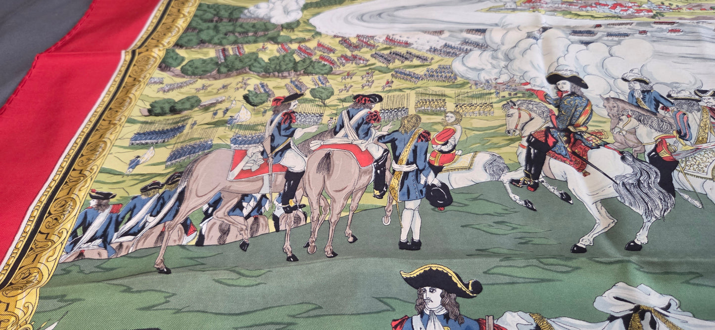 Carré Hermès en twill de soie "Les Armées en Campagne "